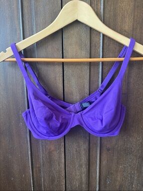 Victoria's Secret Body By Victoria Purple Underwire Bra